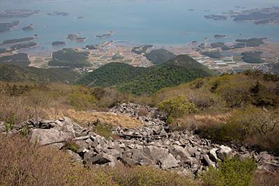 금오산 정상에서 바라본 한려국립공원 전경 썸네일 이미지